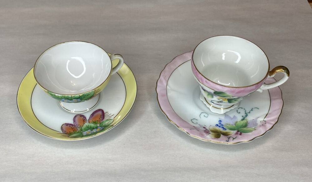 Fern Japan Hand Painted Tea Cup & Saucer Set Of 2 Strawberries Floral 4 PCs